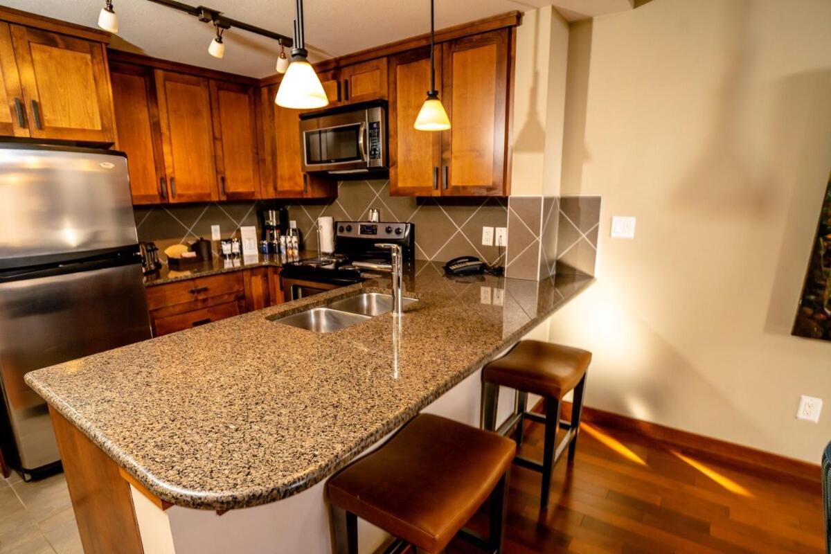 The Raven Suite At Stoneridge Mountain Resort Canmore Ngoại thất bức ảnh